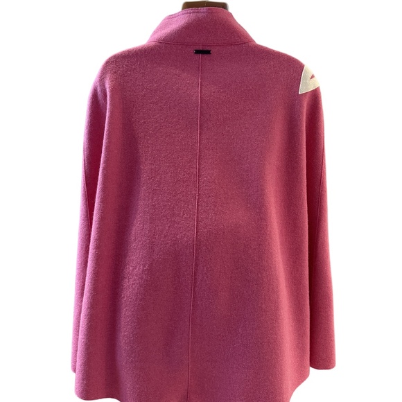 ANNTARAH CAPE NEW WITH TAGS ONE SIZE - Picture 2 of 8